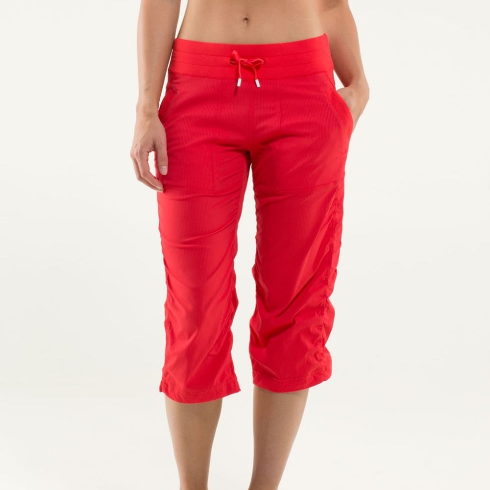Lululemon Dance Studio Crop
